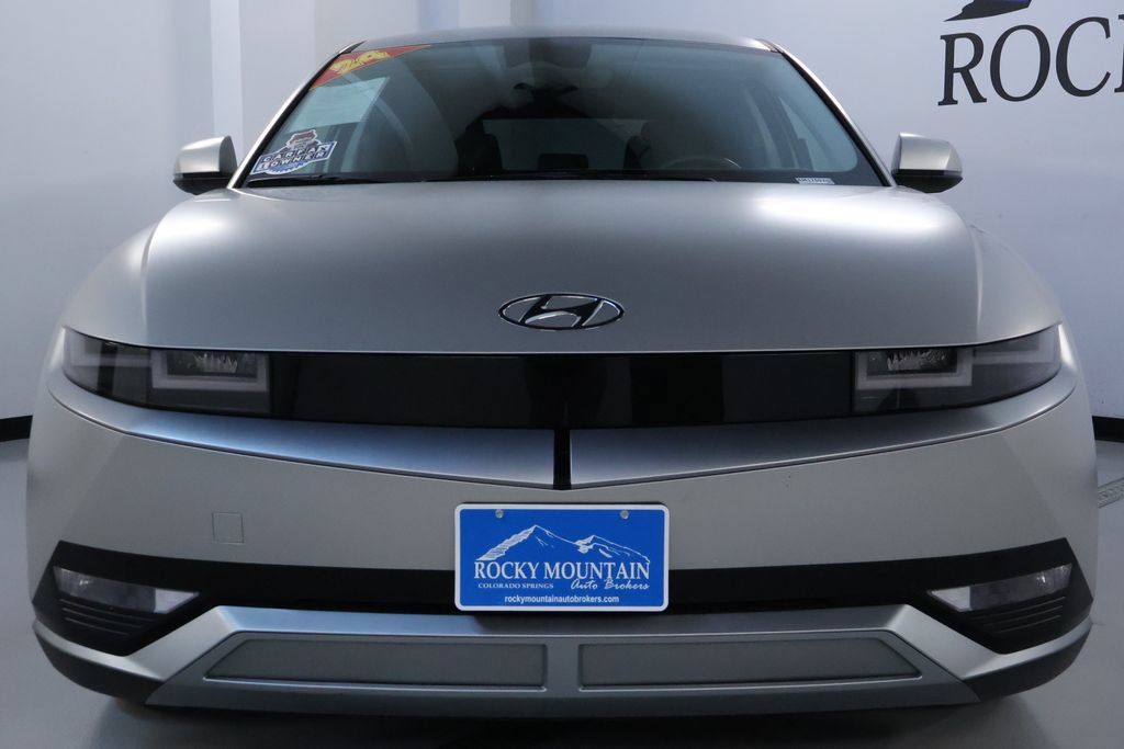 Used 2024 Hyundai Ioniq 5 SEL AWD/4WD image 2