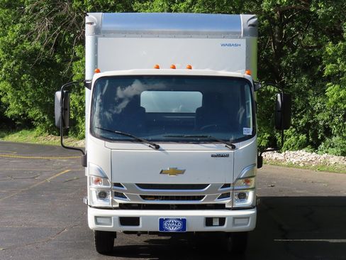 New 2024 Chevrolet Low Cab Forward image 15