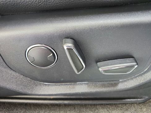 Used 2018 Ford F350 Lariat w/ Lariat Ultimate Package image 44