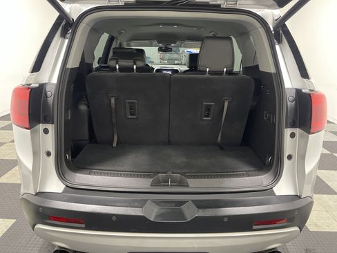Used 2019 GMC Acadia SLT AWD/4WD image 18