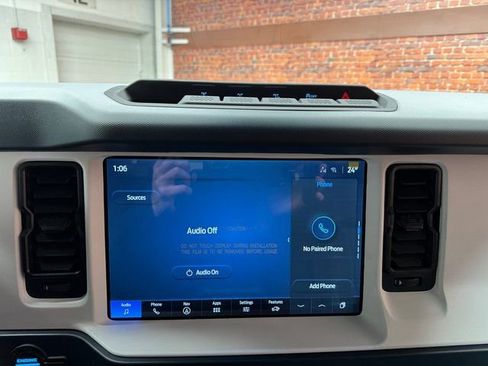 New 2025 Ford Bronco Heritage Edition image 18