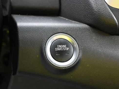 Used 2023 GMC Terrain SLT AWD/4WD image 25