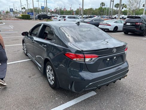 Used 2025 Toyota Corolla LE image 7