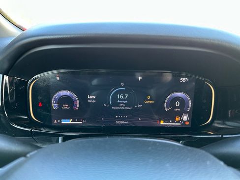 Used 2022 Jeep Wagoneer Series III w/ Premium Group I image 22