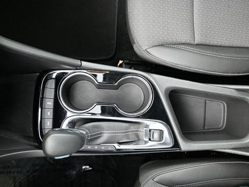 Used 2025 Buick Encore GX Preferred image 32