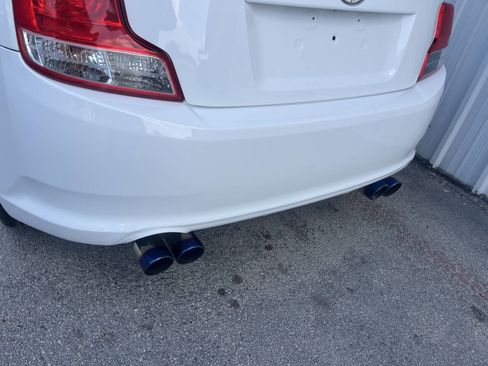 Used 2012 Scion tC image 9