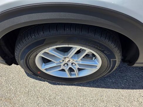 New 2026 Ford Explorer Active image 10