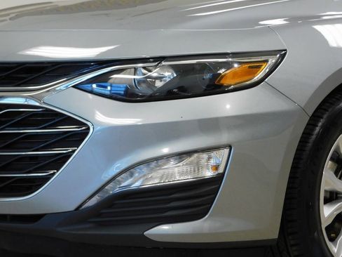 Used 2023 Chevrolet Malibu LT FWD image 13