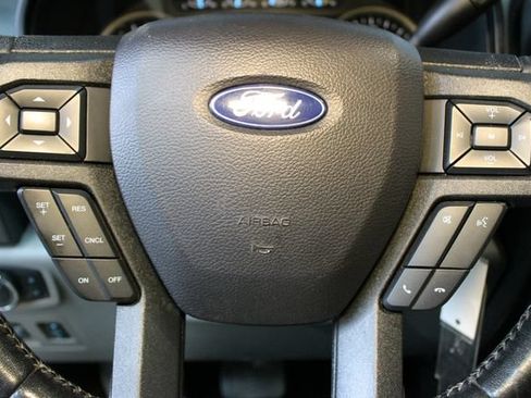 Used 2020 Ford F150 XLT w/ Equipment Group 302A Luxury AWD/4WD image 19