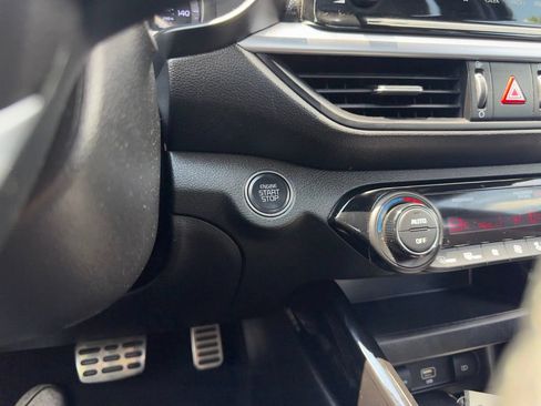 Used 2022 Kia Forte GT-Line w/ GT-Line Technology Package FWD image 15