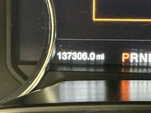 Used 2015 Ford F150 Lariat w/ Equipment Group 502A Luxury image 34