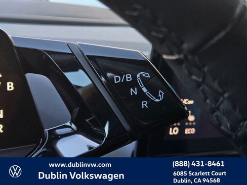 Certified 2023 Volkswagen ID.4 Pro image 20