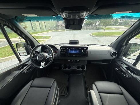 Used 2026 Mercedes-Benz Sprinter 2500 image 13