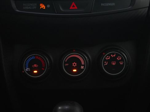 Used 2015 Mitsubishi Outlander Sport ES image 15