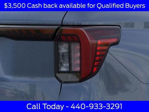 New 2026 Ford Explorer Active w/ Active Comfort Package image 24