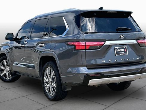 Used 2023 Toyota Sequoia Capstone AWD/4WD image 12