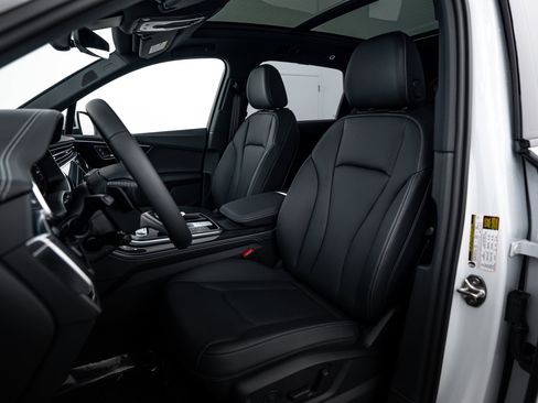 New 2026 Audi Q7 Premium Plus image 14