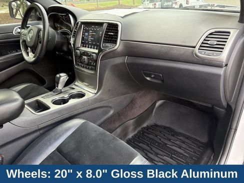 Used 2018 Jeep Grand Cherokee Altitude AWD/4WD image 29
