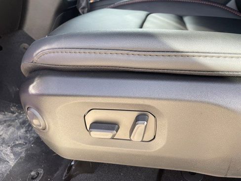 New 2026 Jeep Wrangler Unlimited Rubicon w/ Safety Group image 16