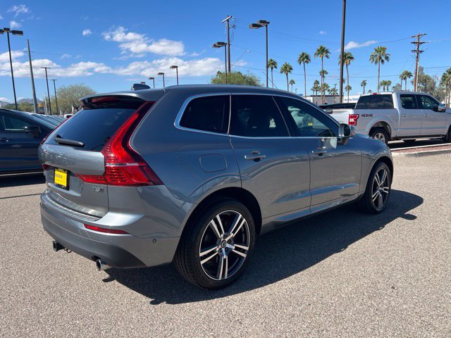 Used 2018 Volvo XC60 T6 Momentum w/ Convenience Package AWD/4WD image 3