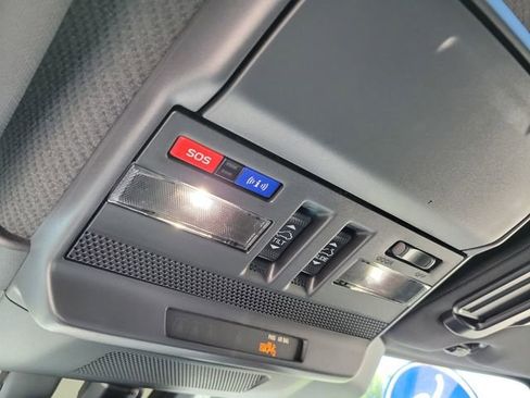 Used 2026 Subaru Outback Limited AWD/4WD image 17