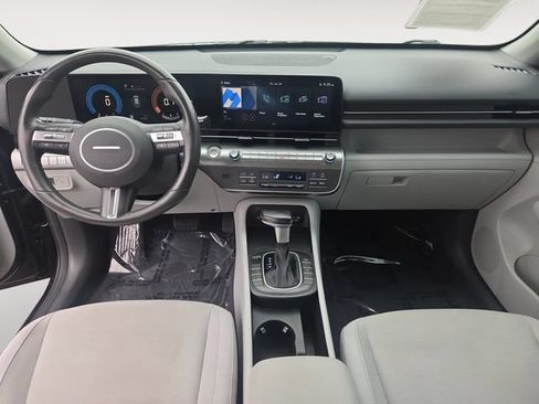 Used 2024 Hyundai Kona SEL FWD image 10