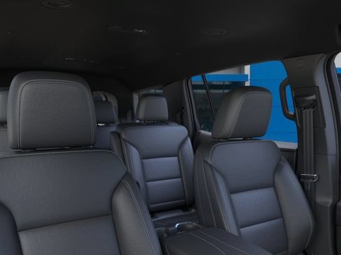 New 2026 Chevrolet Traverse LT w/ Driver Confidence Package AWD/4WD image 31