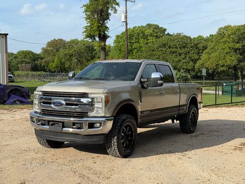 Used 2017 Ford F250 King Ranch w/ King Ranch Ultimate Package image 7