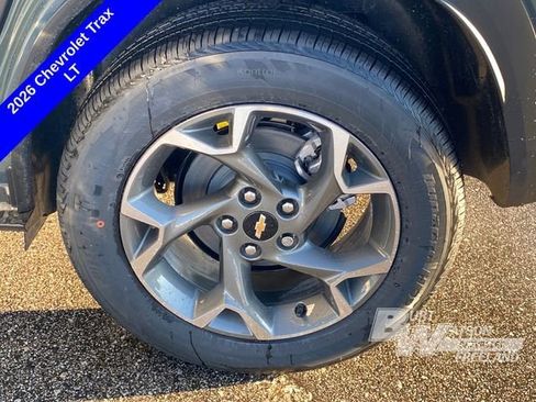 New 2026 Chevrolet Trax LT w/ Driver Confidence Package image 16