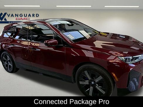 Used 2025 BMW iX xDrive50 AWD/4WD image 3