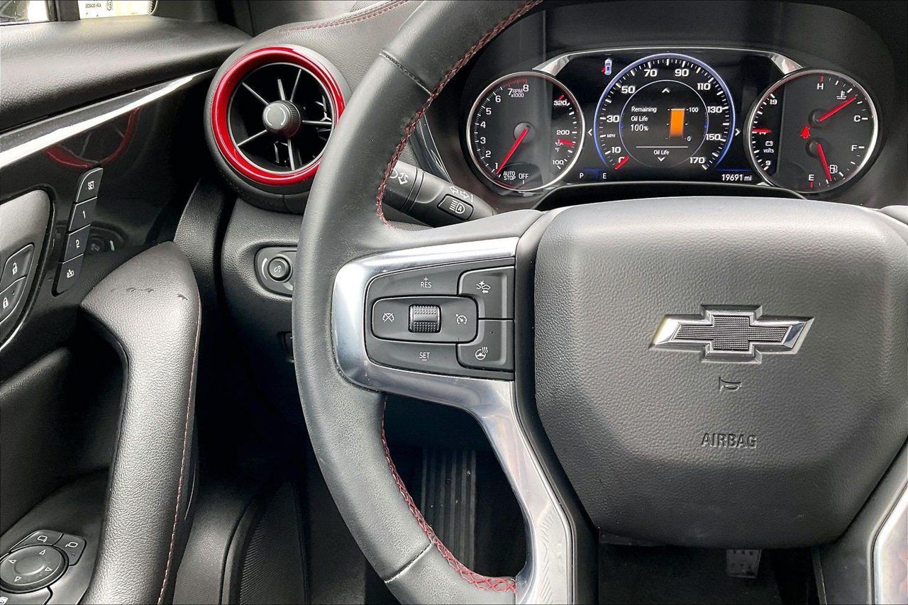Used 2023 Chevrolet Blazer RS w/ Enhanced Convenience Package FWD image 30