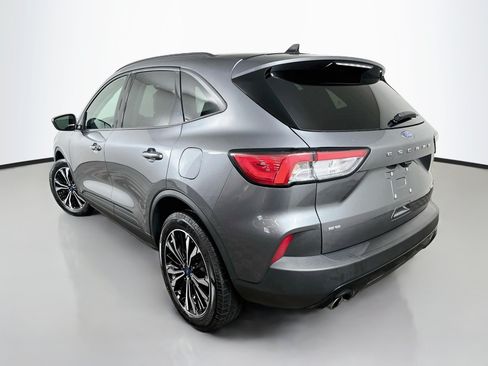 Used 2022 Ford Escape SE w/ SE Sport Appearance Package AWD/4WD image 5