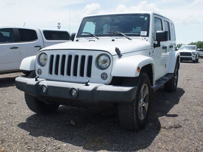 Used 2018 Jeep Wrangler Unlimited Sahara w/ Connectivity Group