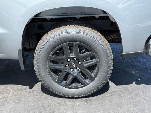 New 2026 Chevrolet Silverado 1500 Custom w/ Turbomax Blackout Package AWD/4WD image 5