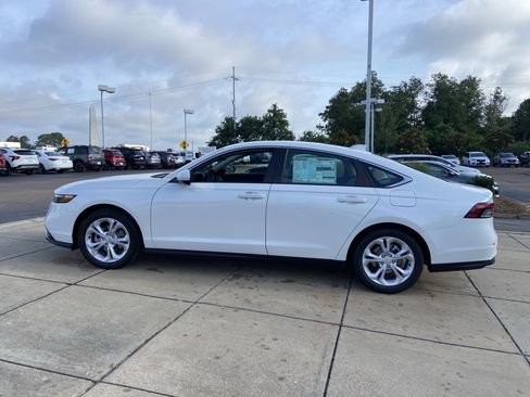 New 2026 Honda Accord LX image 6