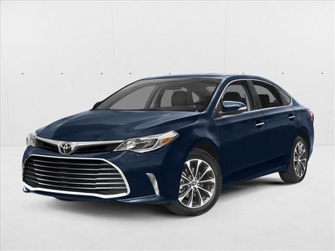 Used 2016 Toyota Avalon XLE image 1