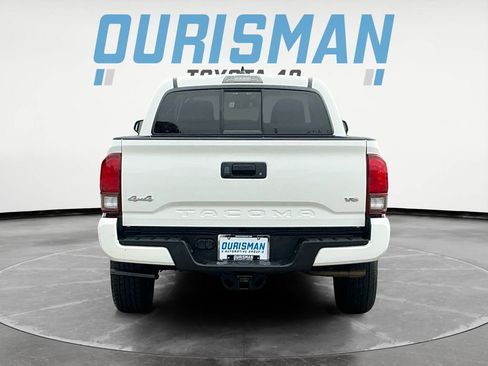 Used 2023 Toyota Tacoma SR image 5