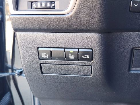 Used 2019 Lexus NX 300 FWD image 22