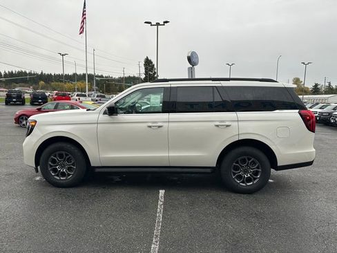 New 2025 Ford Expedition Active image 6