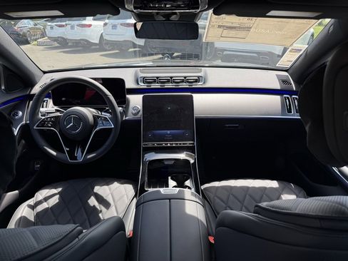 New 2025 Mercedes-Benz S 580 4MATIC Sedan image 12