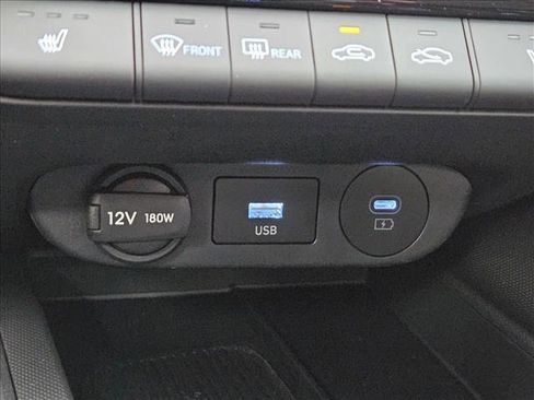 New 2026 Hyundai Elantra SEL Sport FWD image 18