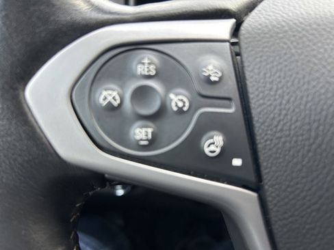 Used 2022 Chevrolet Colorado LT w/ Safety Package image 14