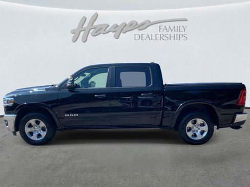 Used 2025 RAM 1500 Big Horn AWD/4WD image 9
