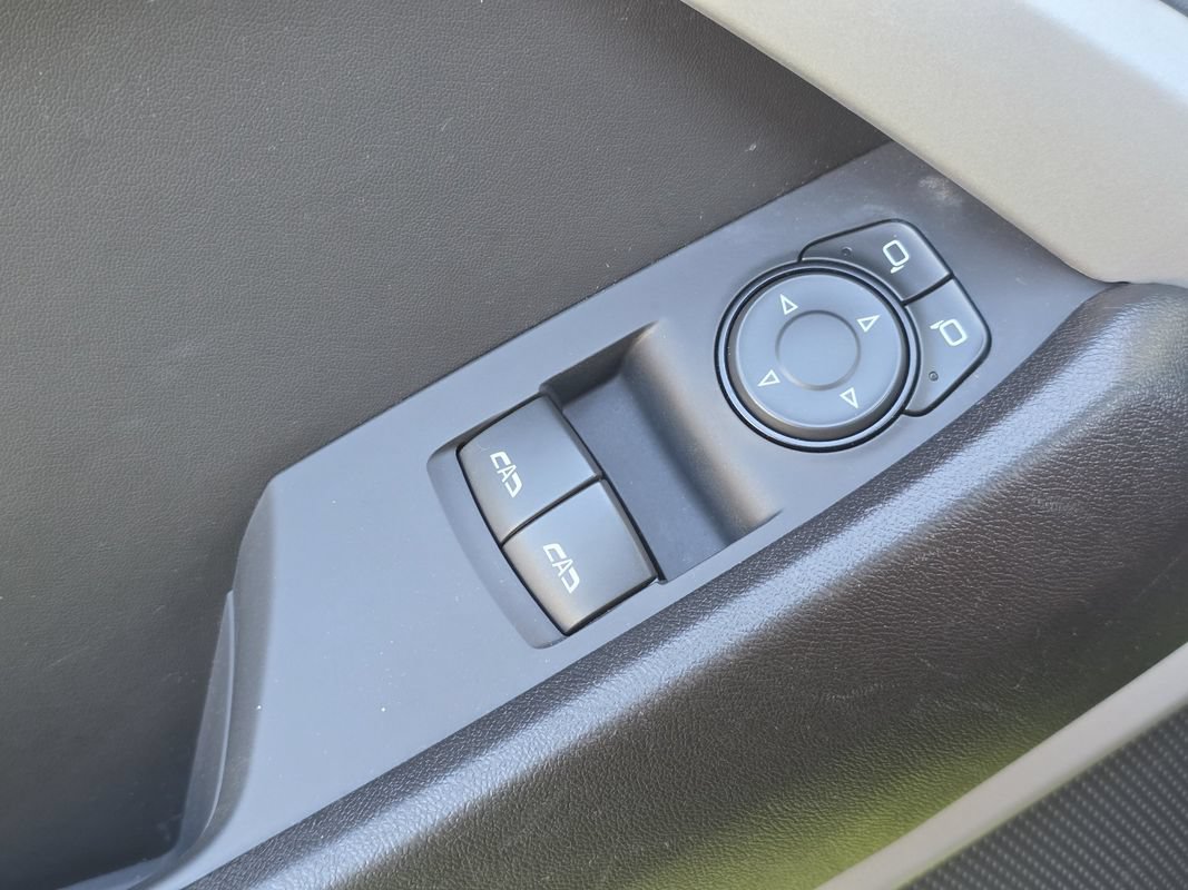 Used 2019 Chevrolet Camaro LT RWD image 19