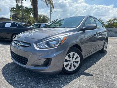 Used 2016 Hyundai Accent SE w/ Option Group 02