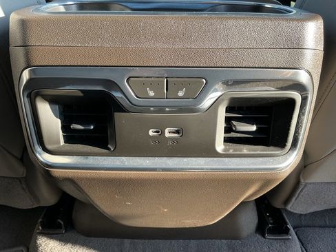 Used 2024 GMC Sierra 3500 SLT w/ SLT Convenience Package image 36