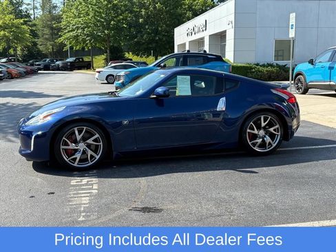 Used 2016 Nissan 370Z Coupe RWD image 4