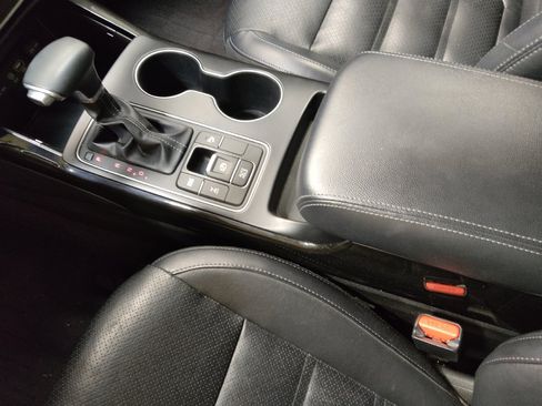 Used 2019 Kia Sorento EX AWD/4WD image 26