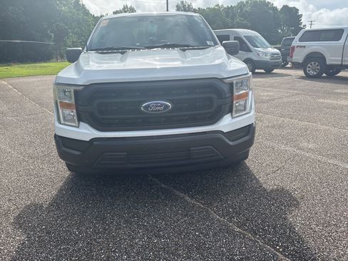 Used 2022 Ford F150 XL w/ Equipment Group 101A High RWD image 2