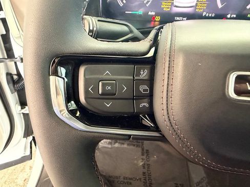 Used 2025 Jeep Wagoneer S Launch Edition AWD/4WD image 48